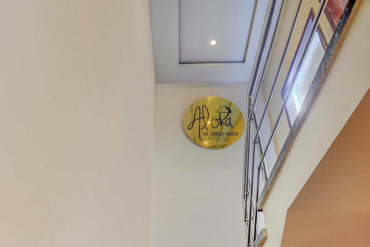Vaccinated Staff- Townhouse Oak Hotel Silvotel Indore Exterior foto